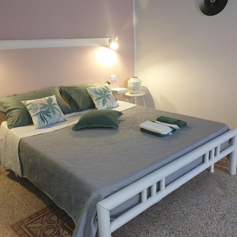 Hotel Opera Prima 28 Palermo Esterno foto